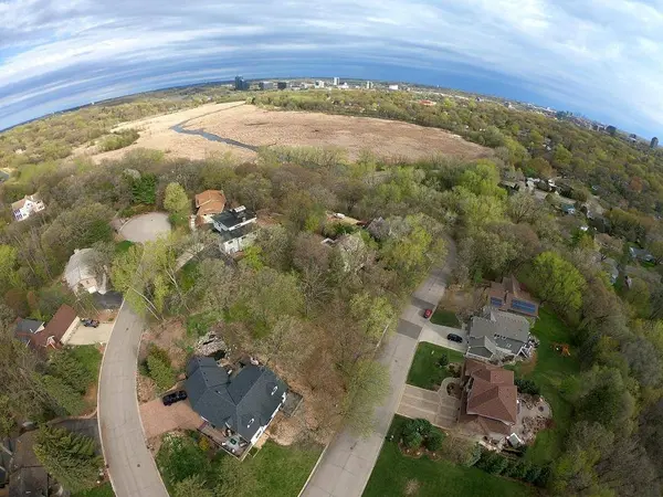 4642 Kingsdale DR, Bloomington, MN 55437