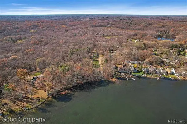 00 Tipsico Lake, Rose Twp, MI 48442