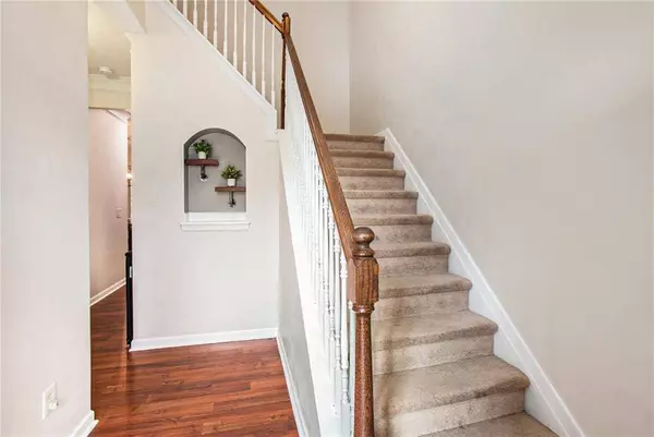 222 Ascott LN, Woodstock, GA 30189