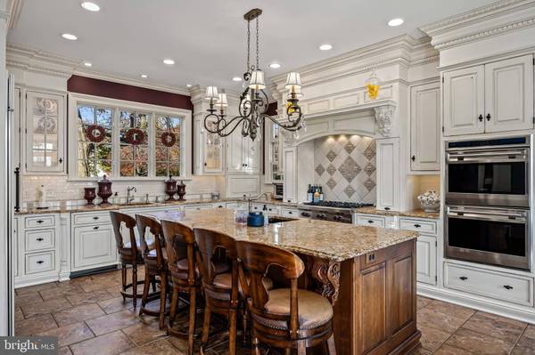 254 E MAIN ST, Moorestown, NJ 08057