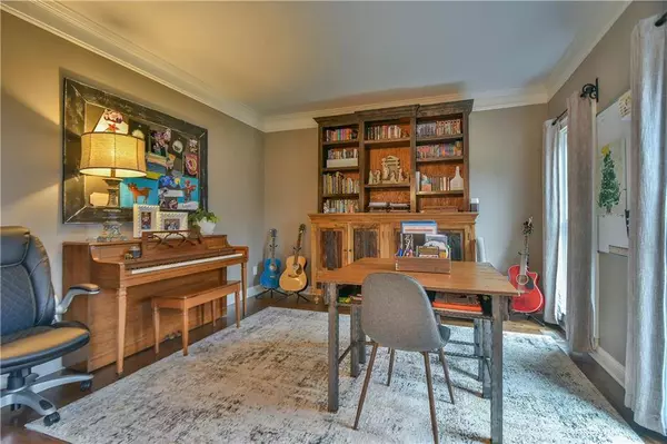 5 Limerick CT, Cartersville, GA 30120