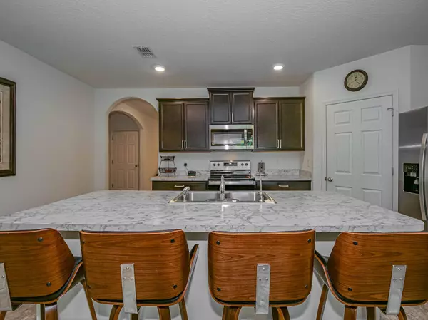 837 SE Talmadge AVE, Palm Bay, FL 32909