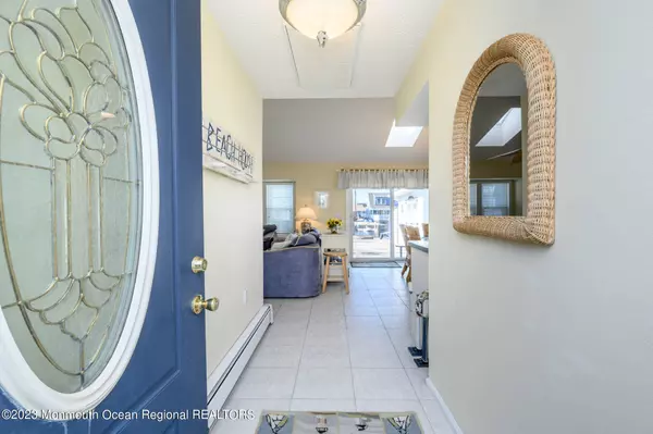 153 Amherst Drive, Bayville, NJ 08721