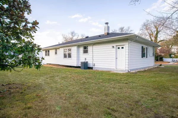 1405 E Walnut Road, East Vineland, NJ 08361