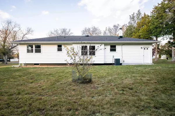 1405 E Walnut Road, East Vineland, NJ 08361