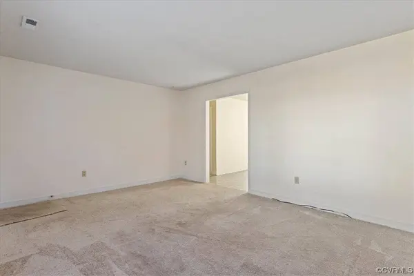 2544 Venter RD, Aylett, VA 23009