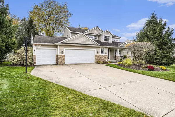 3442 Mason Ridge NE Drive, Grand Rapids, MI 49525