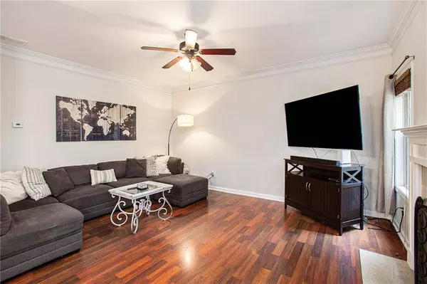 222 Ascott LN, Woodstock, GA 30189