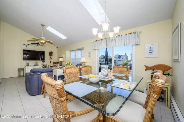 153 Amherst Drive, Bayville, NJ 08721