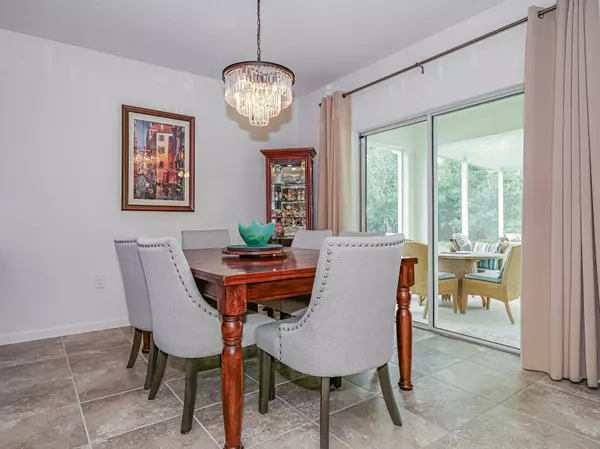 837 SE Talmadge AVE, Palm Bay, FL 32909