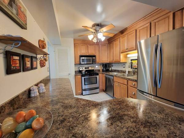 4104 W 99th ST #D, Oak Lawn, IL 60453