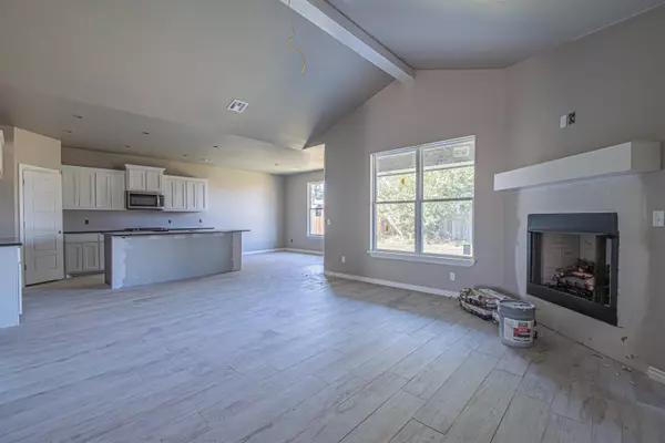 4710 Sandhill Dr, Enid, OK 73703