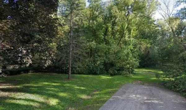 27787 N Converse Road, Island Lake, IL 60042