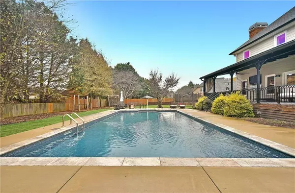 5 Limerick CT, Cartersville, GA 30120