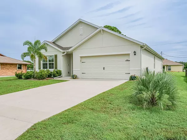 837 SE Talmadge AVE, Palm Bay, FL 32909