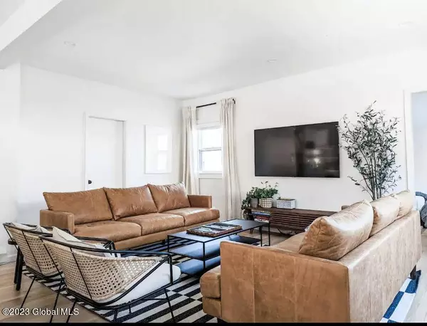 208 South Street, Windham, NY 12496