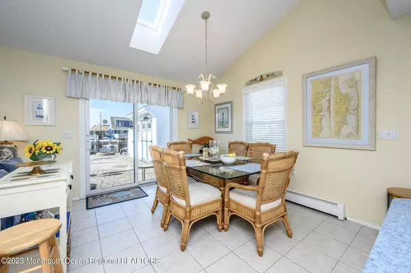 153 Amherst Drive, Bayville, NJ 08721