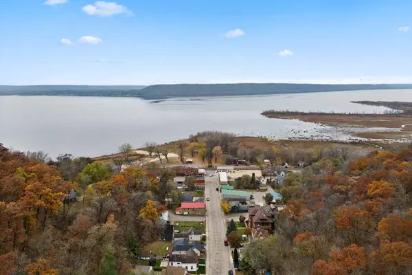 XXX State Road 35, Maiden Rock, WI 54750