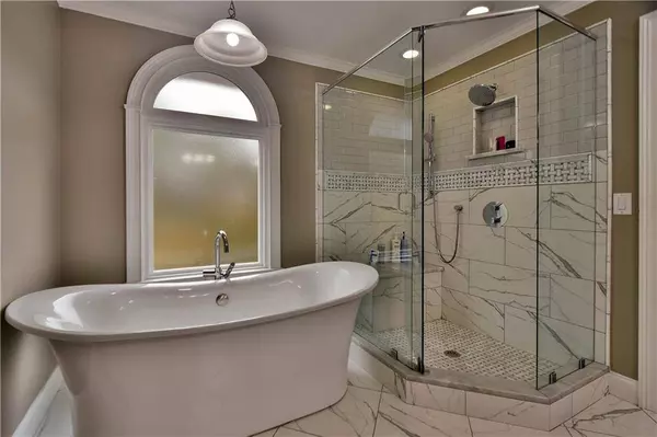 5 Limerick CT, Cartersville, GA 30120