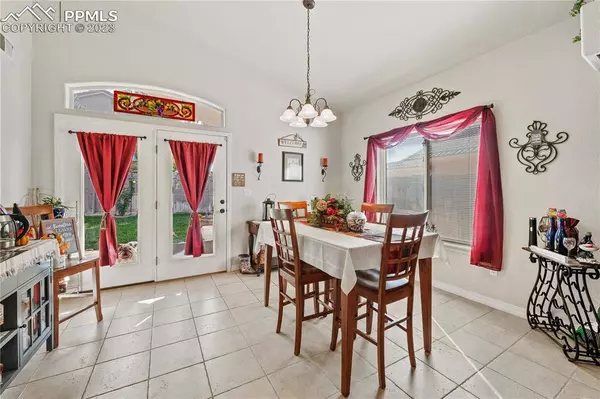 4922 Almondcrest DR, Pueblo, CO 81005