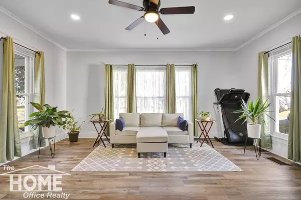 314 N Saginaw Street, Owosso, MI 48867