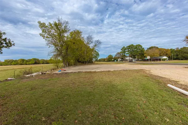 655 Hwy 69 W, Alba, TX 75410