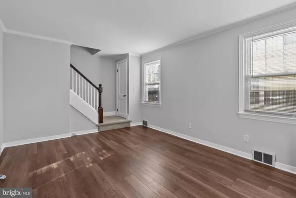 106 WOODSIDE AVE, Hamilton, NJ 08610