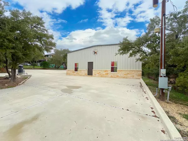 1213 Londondary Dr, San Antonio, TX 78260