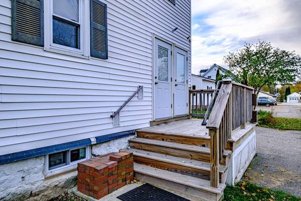 25 Winter Street, Biddeford, ME 04005