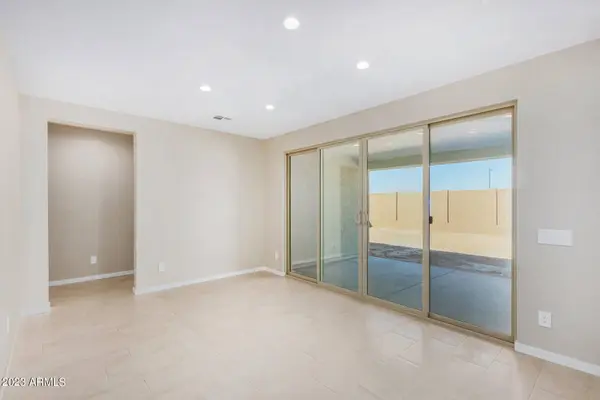 16360 W CREEDANCE Boulevard, Surprise, AZ 85387