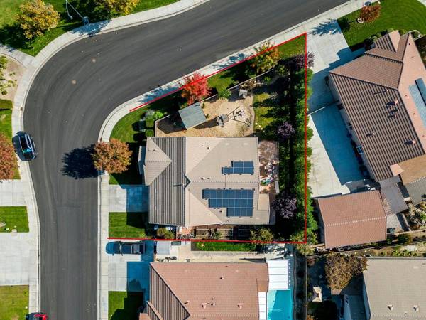 1032 Shady Grove ST, Manteca, CA 95336