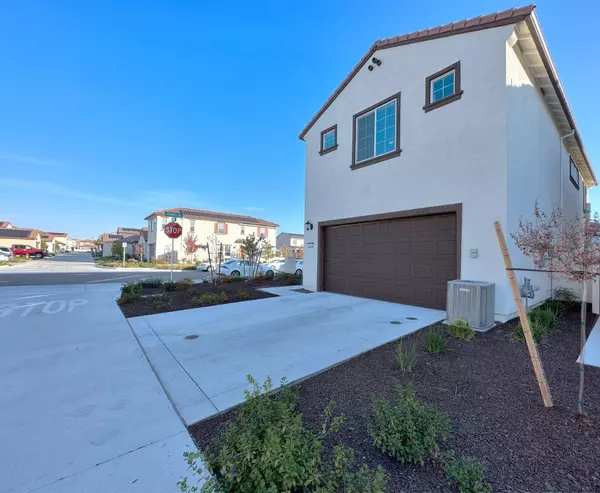 4008 Knots ST, Roseville, CA 95747