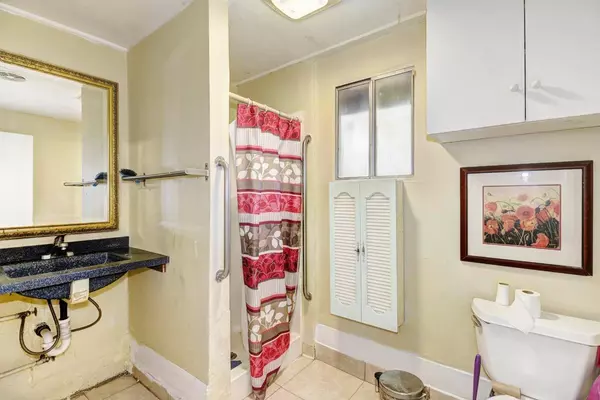 1411 Rowena WAY, Sacramento, CA 95864