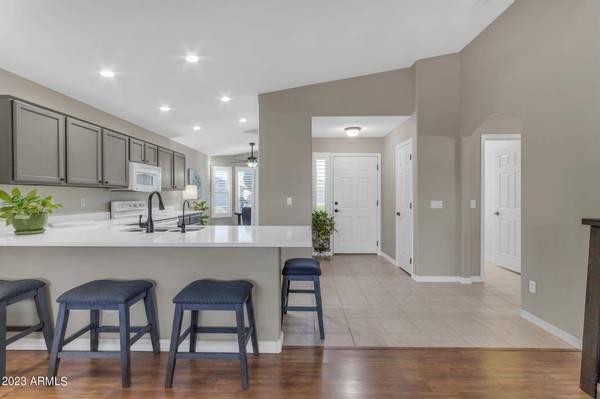 3402 E CHERRY HILLS Place, Chandler, AZ 85249