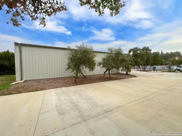 1213 Londondary Dr, San Antonio, TX 78260