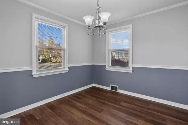 106 WOODSIDE AVE, Hamilton, NJ 08610