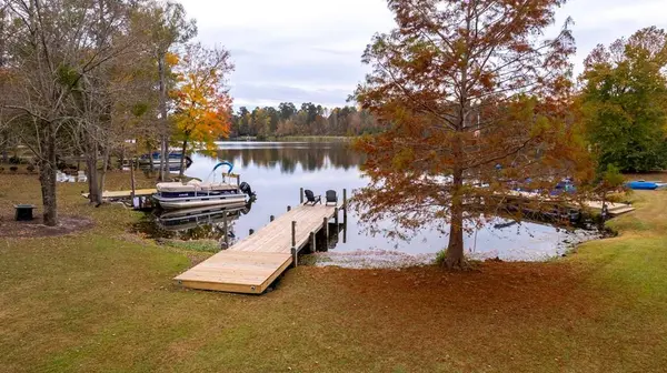 255 Ridge Lake Dr., Manning, SC 29102