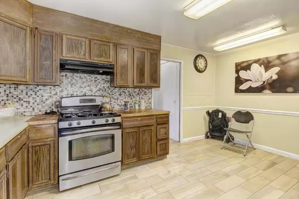 1411 Rowena WAY, Sacramento, CA 95864