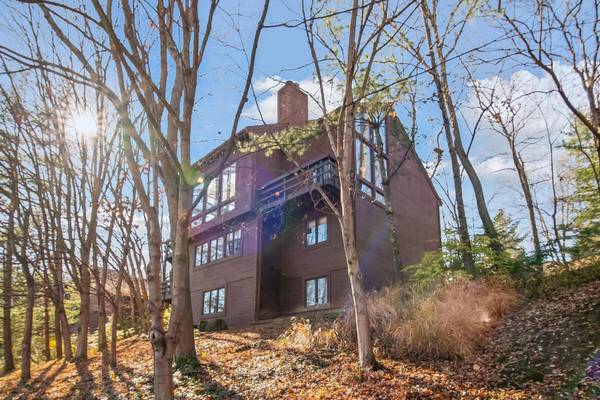 532 Woodlake Drive, Westerville, OH 43081