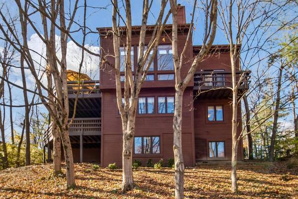 532 Woodlake Drive, Westerville, OH 43081