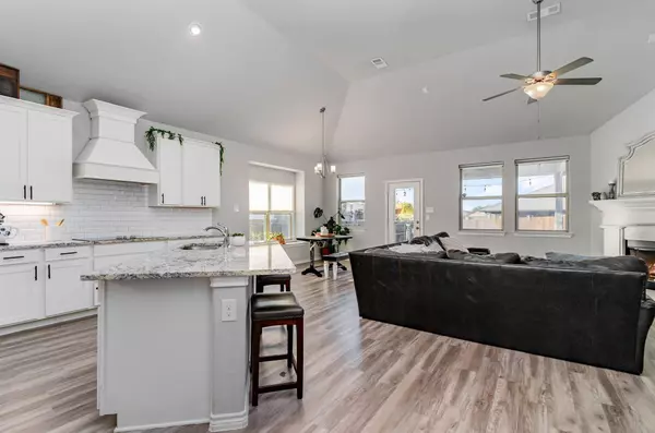 303 Blanco Drive, Forney, TX 75126