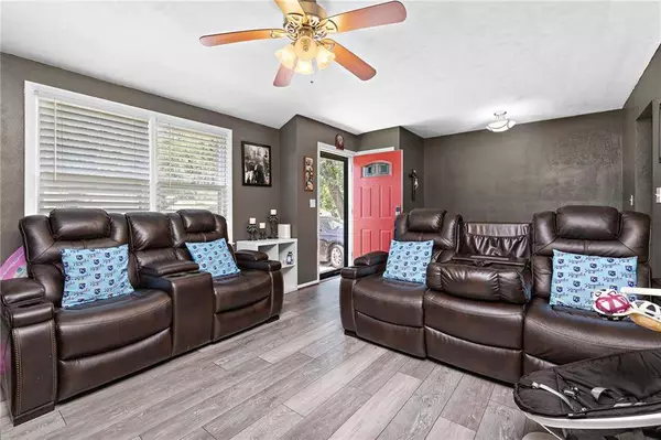 3009 S NORTON AVE, Independence, MO 64052