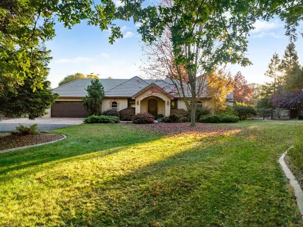 10008 Wilton Oaks CT, Elk Grove, CA 95624