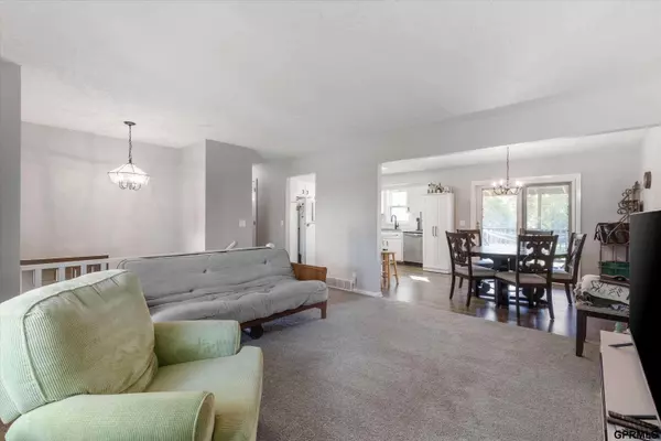 13139 Grand Avenue, Omaha, NE 68164