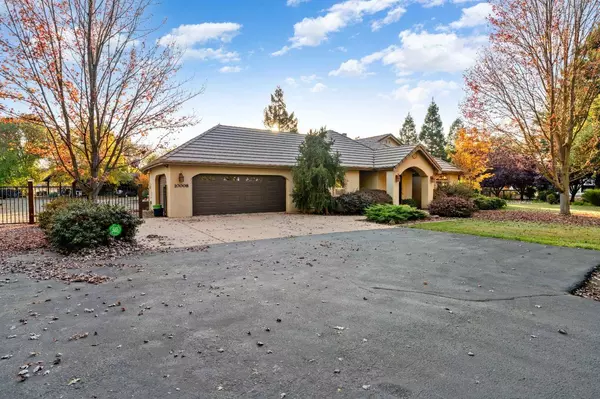 10008 Wilton Oaks CT, Elk Grove, CA 95624