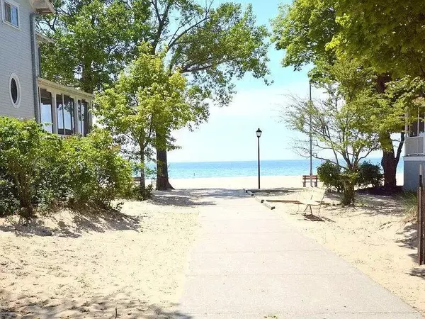 2450 Michigan Walk, Macatawa, MI 49434