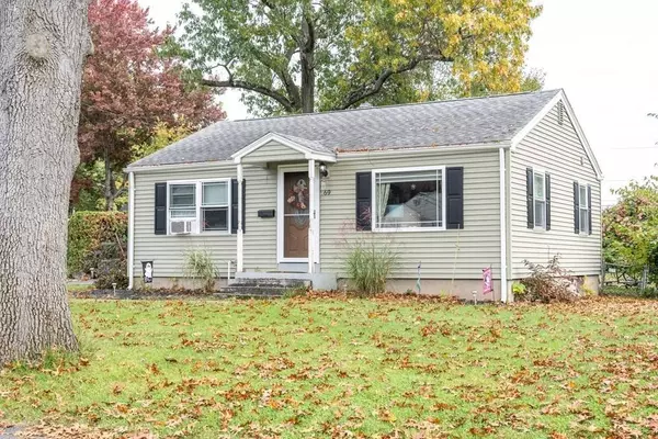 69 Yvette St, Chicopee, MA 01020