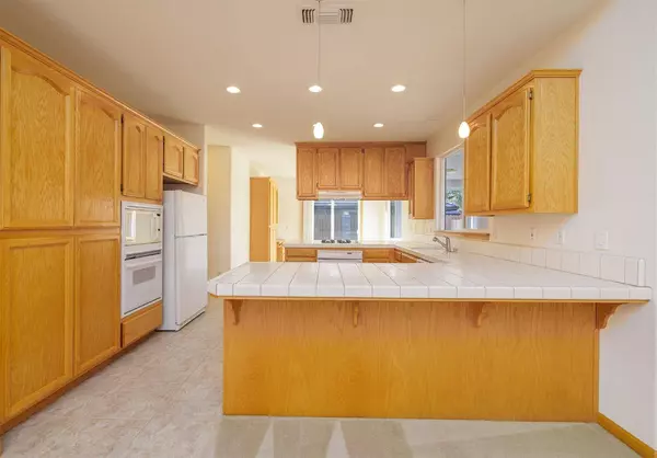 3478 Sherwood CT, Loomis, CA 95650