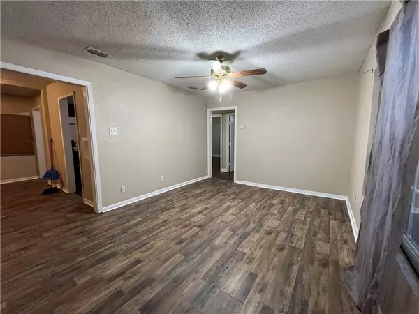 333 Angelo DR, Corpus Christi, TX 78411