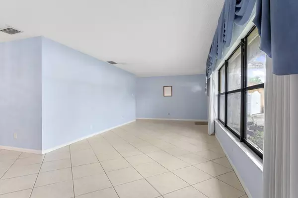 3517 N Libby DR, West Palm Beach, FL 33406